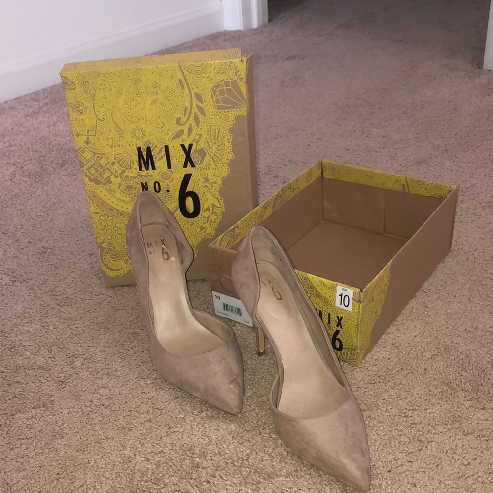 Nude heels shoes